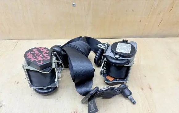 Ford C-MAX II Rear seatbelt AM51R611B68AH 051040 34079372G