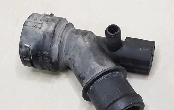 Audi A3 S3 8L Engine coolant pipe/hose 1J0121619A