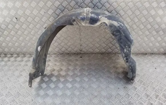 Rear arch fender liner splash guards