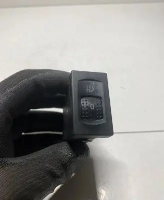 Volkswagen PASSAT B5 Seat heating switch 3B0963563C PA6GF30