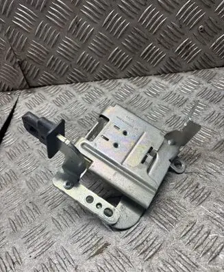 BMW 5 G30 G31 G38 Parcel shelf load cover mount bracket 7387501 1506510 0039900817