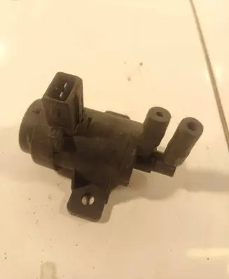 Renault Trafic II (X83) Turbo solenoid valve 7700113071