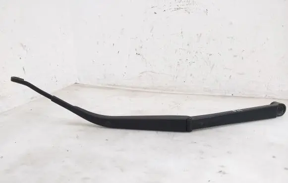 Toyota Camry Front wiper blade arm 6479