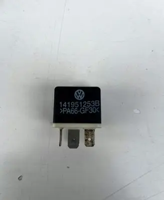 Skoda Fabia Mk2 (5J) Other relay 141951253B