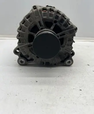 Audi A4 S4 B9 Generator/alternator 04L903024A EG18S015 2620000B