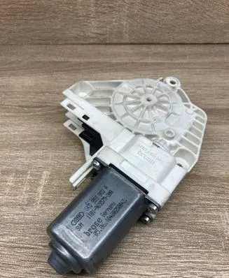 Audi A4 S4 B8 8K Rear door window regulator motor 8K0959802A