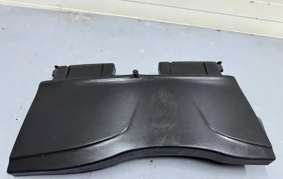 BMW X1 E84 Air intake duct part 7798772