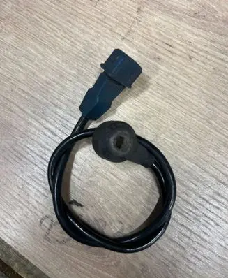 Audi A4 S4 B5 8D Detonation knock sensor 5WM1512