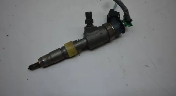 Citroen C4 II Fuel injector 0445110340