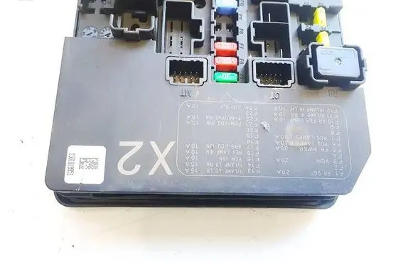 Nissan Leaf I (ZE0) Fuse box set 284b74nm3a