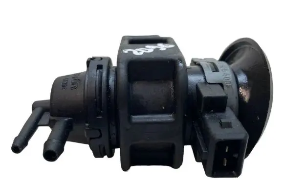 Nissan Qashqai Turbo solenoid valve 8200575400