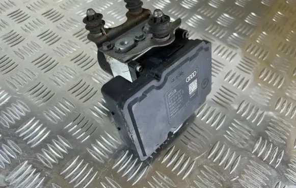 Audi Q7 4L ABS Pump 4L0614517D 10092603093 10061335201