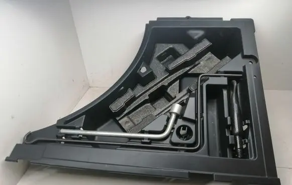 Lexus RX 450H Tool set 6499148040