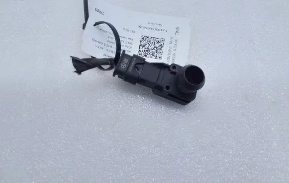 Mercedes-Benz B W246 W242 Air pressure sensor A0065422518 0261230261