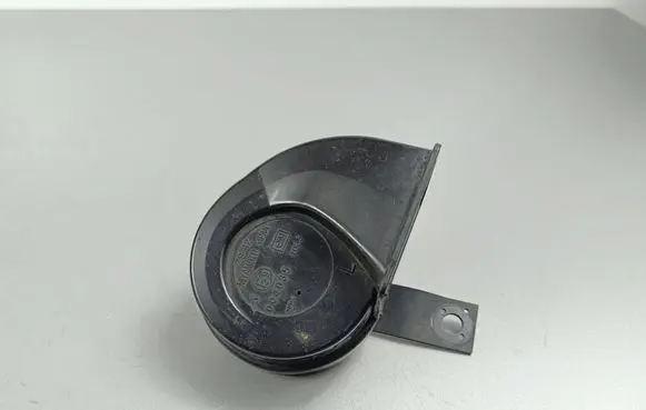 Mitsubishi Outlander IV Horn signal