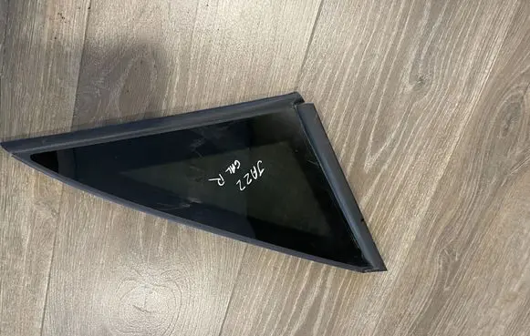 Honda Jazz IV GR Rear side window 43R007952