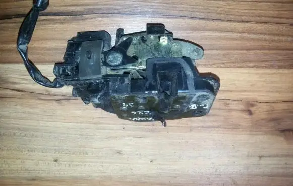 Mazda 626 Rear door lock