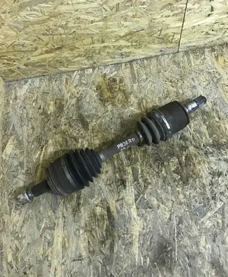 Mitsubishi Pajero Front driveshaft