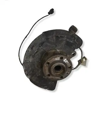 Volvo XC90 Front wheel hub spindle knuckle 30794876
