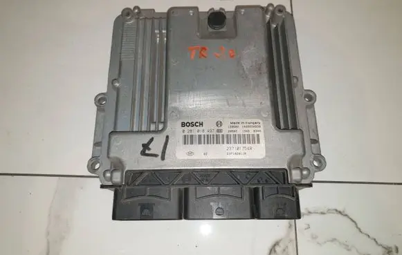 Renault Trafic II (X83) Engine control unit/module 237101754R 0281018497 237102011R