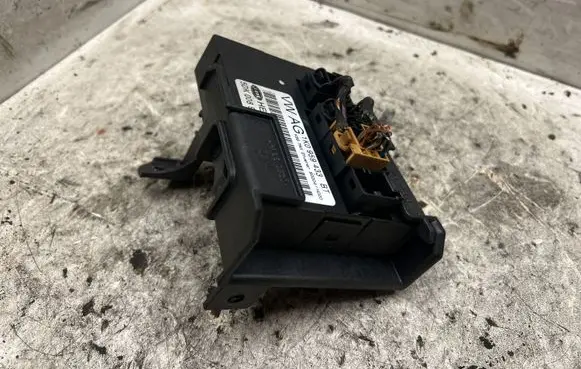 Volkswagen Touran I Comfort/convenience module 1K0959433