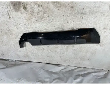BMW 1 F40 Front bumper lip 21163611