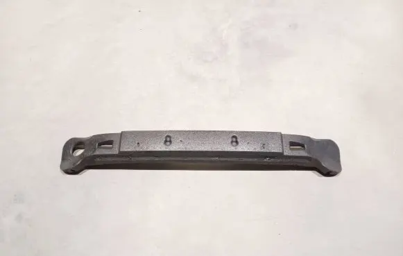 Volvo XC40 Front bumper foam support bar 32136095