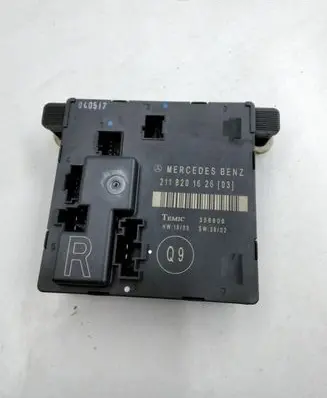 Mercedes-Benz E W211 Door control unit/module 2118201626