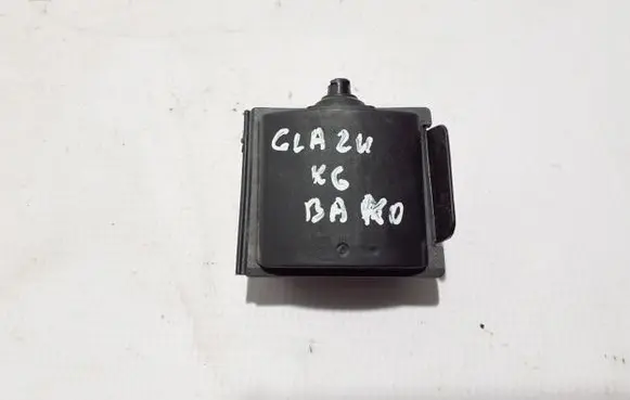 Fuel tank cap lock