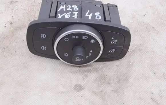 Ford Focus Light switch 10507973