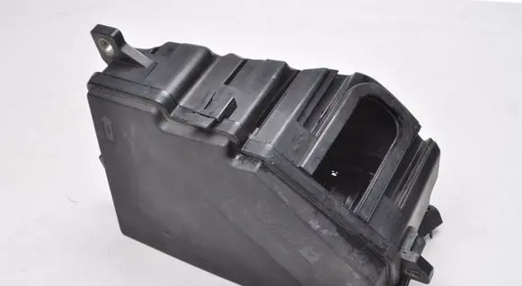 Volvo S90, V90 Fuse box cover 31654050