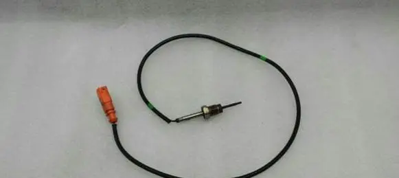 Audi Q3 8U Exhaust gas temperature sensor 03L906088BJ