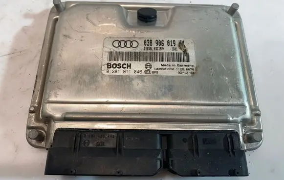 Audi A6 S6 C5 4B Engine control unit/module 038906019HM