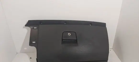 Volvo V50 Glove box 8626141
