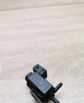 BMW 3 E46 Turbo solenoid valve 1742712 72234100