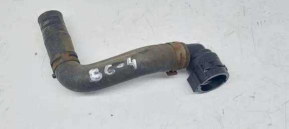 Volkswagen PASSAT B6 Engine coolant pipe/hose 1K0122291