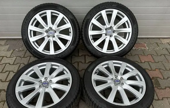 R20 alloy rim