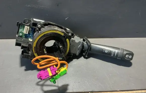 Volvo XC90 Wiper turn signal indicator stalk/switch 30772171