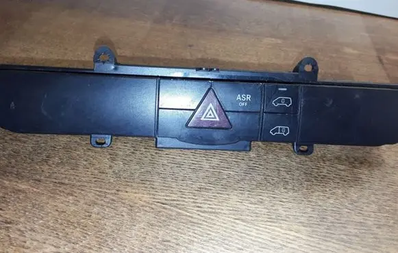 Mercedes-Benz Sprinter W906 Hazard light switch A9068701010