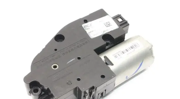 Nissan Qashqai Sunroof motor/actuator 3M23777