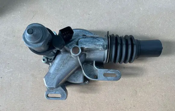 Smart ForTwo II Clutch slave cylinder A4512500062 0901734 013981000022