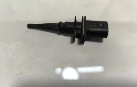 BMW X3 E83 Outside/exterior temperature sensor 6936953