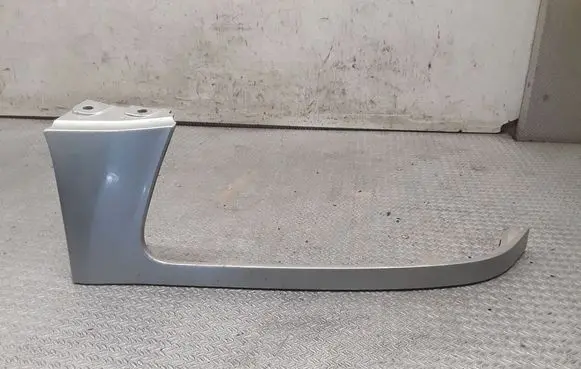 Subaru Forester SG Under headlight/headlamp trim 