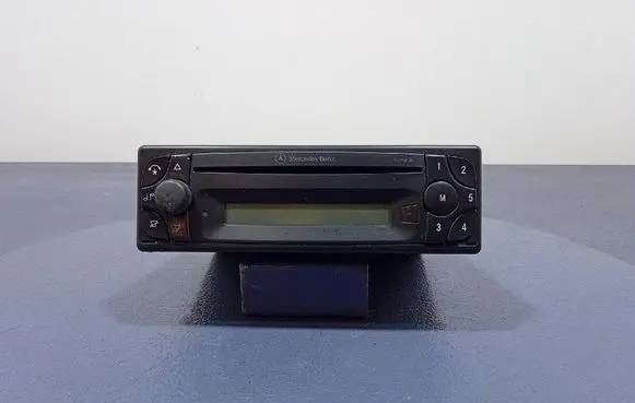 Mercedes-Benz Vaneo W414 Radio/CD/DVD/GPS head unit A4148200286