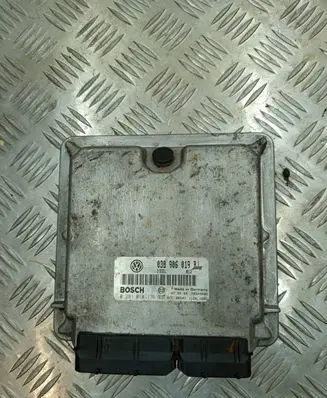 Volkswagen PASSAT B6 Engine control unit/module 038906019BJ 28SA4086