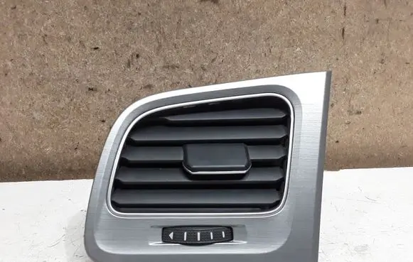 Volkswagen Golf VII Dashboard side air vent grill/cover trim 5G1819703H 5G1819709 5G1819247