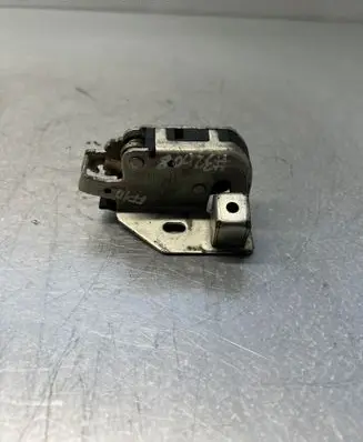 Volkswagen Crafter Sliding door lock A9067401135