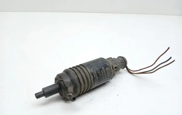 Audi A4 S4 B5 8D Windscreen/windshield washer pump 4A0955651