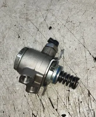 Audi Q7 4L Fuel injection high pressure pump 07L127026Q 071112145801 HFS034103D
