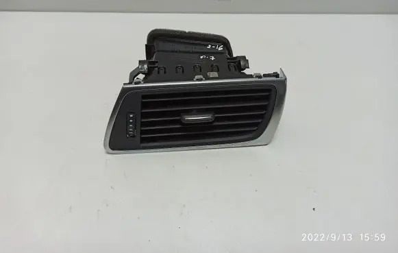 Audi A7 S7 4G Dashboard side air vent grill/cover trim 4G8820902